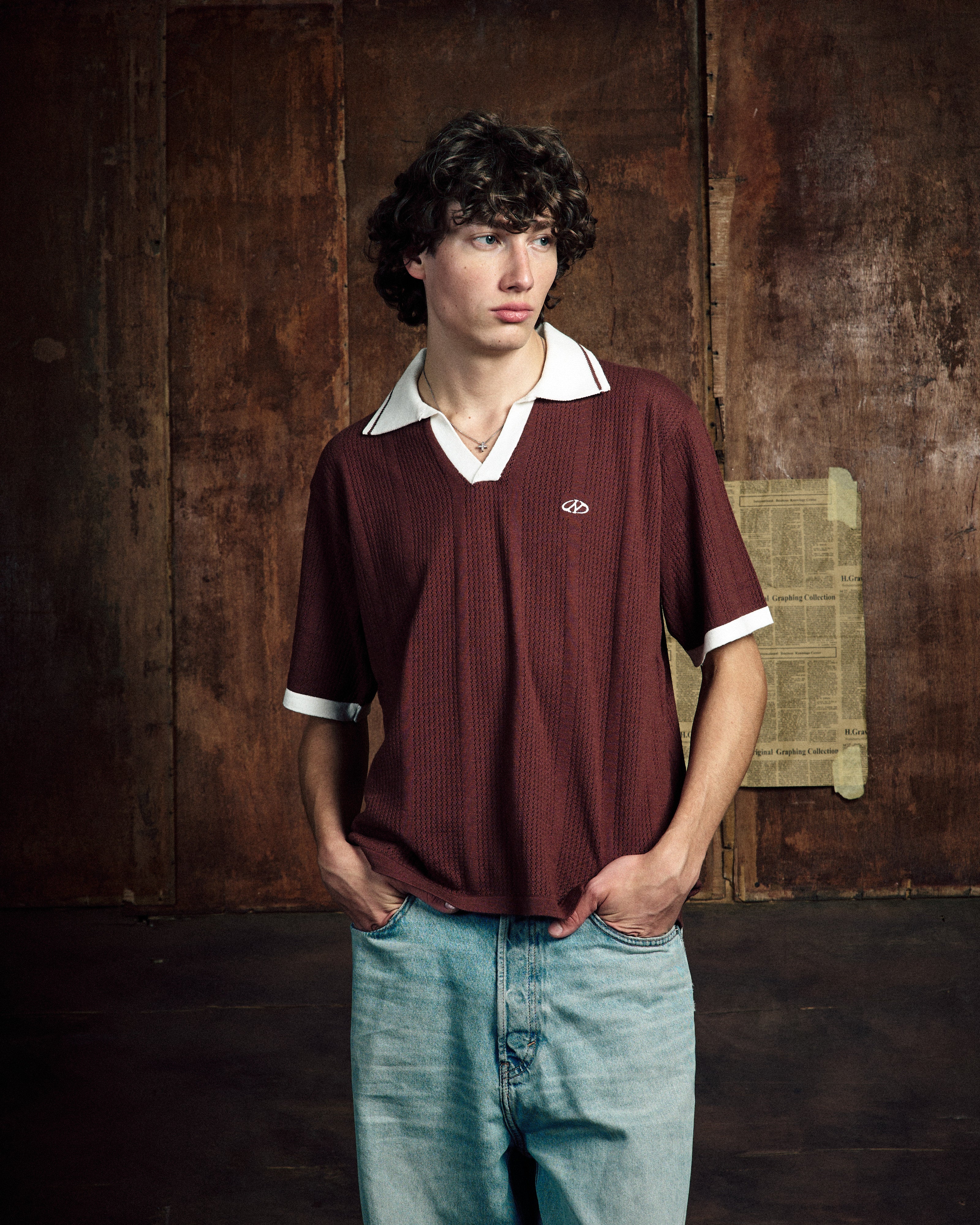 KNITTED BROWN POLO