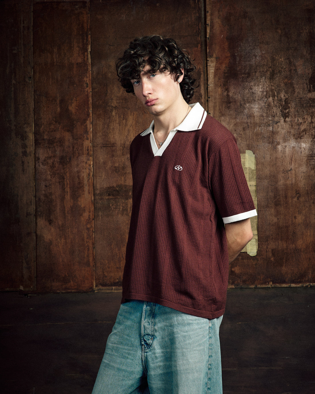 KNITTED BROWN POLO
